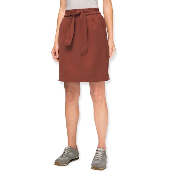 lululemon athletica Dresses & Skirts - Lululemon Noir Skirt